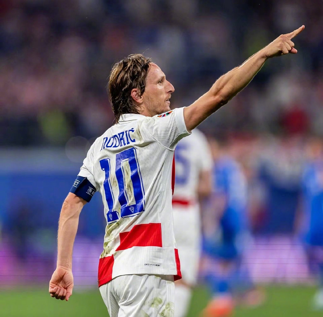 新鹏城队将于11月14日举办球迷开放日活动，今天14点开启报名